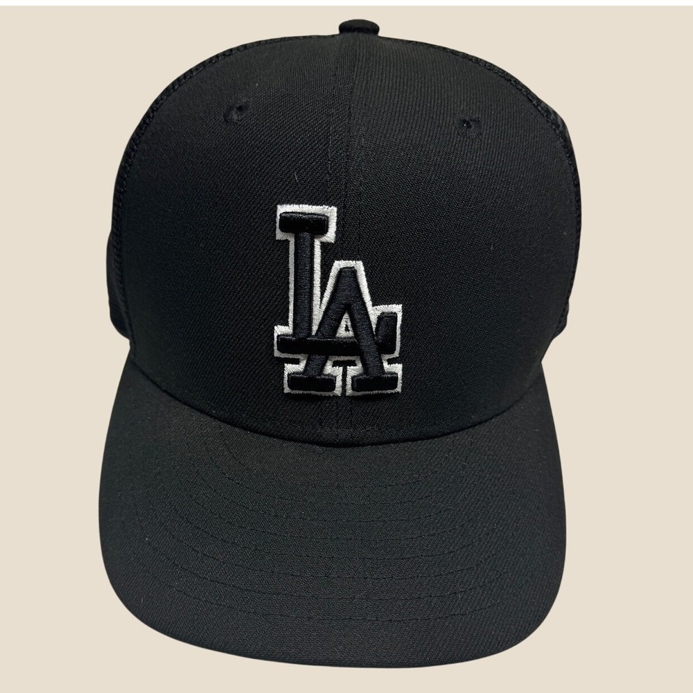 New Era Adult LA Dodgers Black 59FIFTY‎ 7 1/8 Mesh Back Trucker Cap Hat Adjust